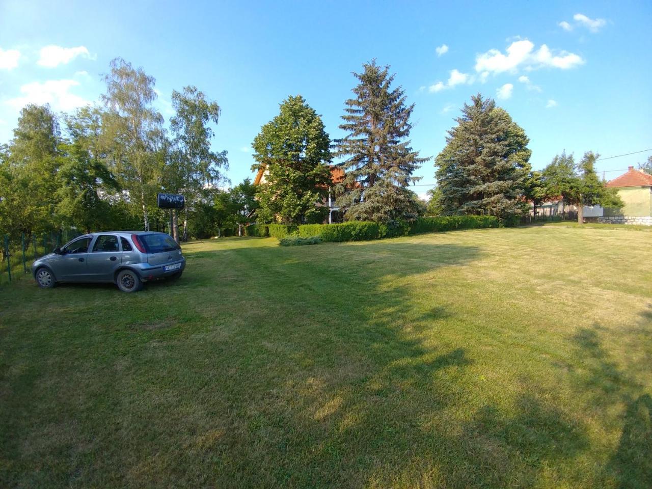 Apartments Domacinstvo Nikolic Valjevo Exterior foto